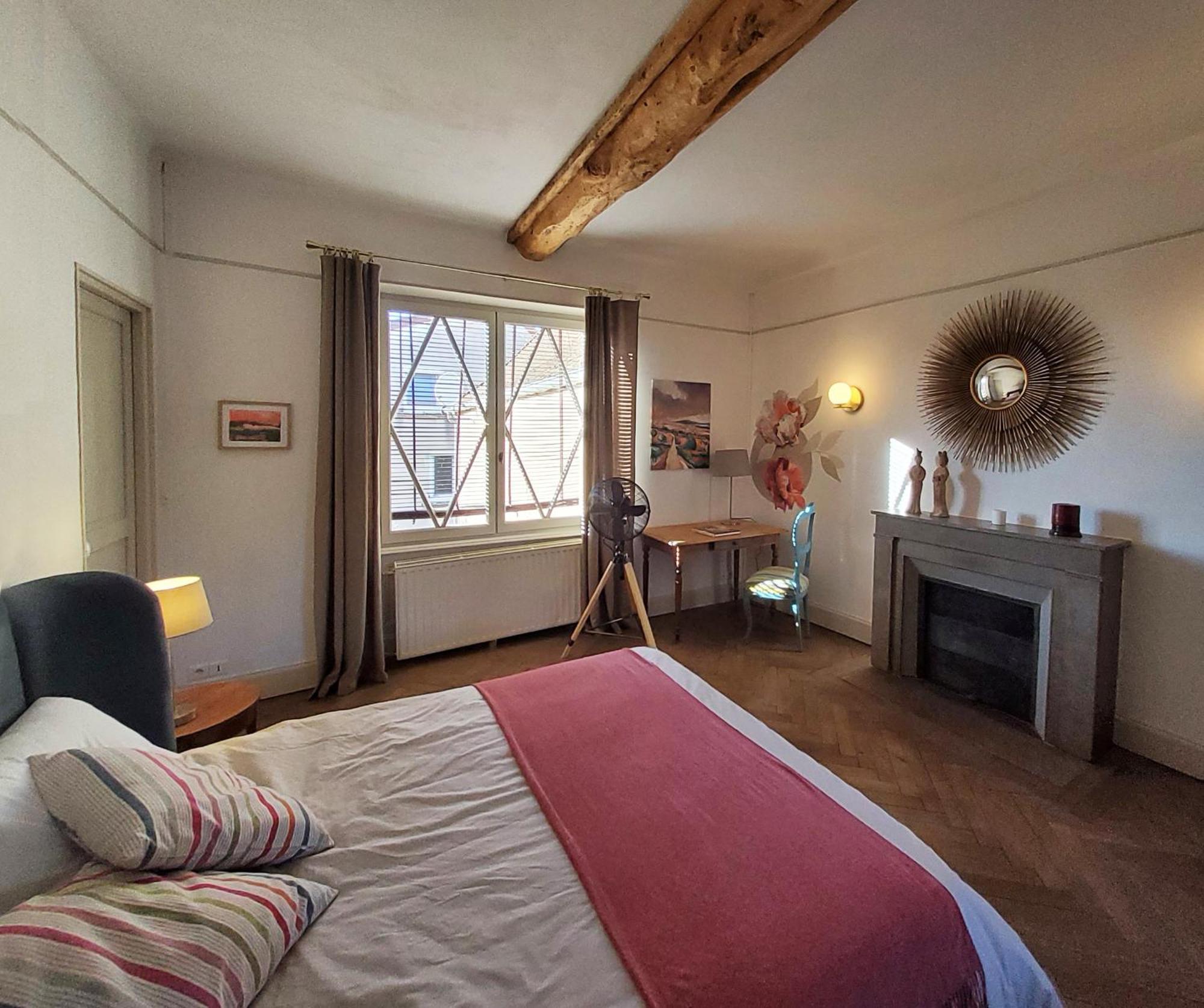 La Parenthese A Etrigny Bed & Breakfast Екстериор снимка