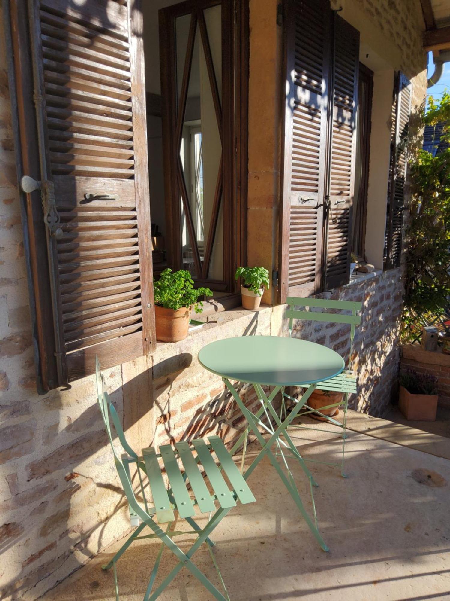 La Parenthese A Etrigny Bed & Breakfast Екстериор снимка